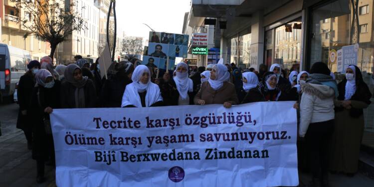ZİNDANLARDA ÖZEL SAVAŞ UYGULAMALARI VE BUNLARA KARŞI DEVRİMCİ DURUŞ
