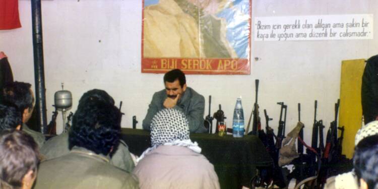 15 AĞUSTOS ATILIMI İLE KÜRTLÜK YENİDEN GÜN YÜZÜNE ÇIKTI