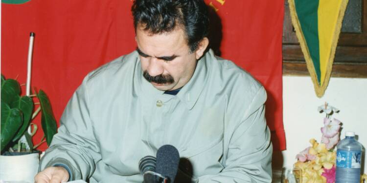 PKK İLE DİRİLDİK PKK İLE ÖZGÜRLEŞECEĞİZ