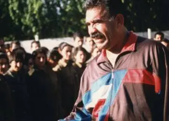 KADIN ÖZÜ YABANCILAŞTIRAN TÜM ÖTEKİLEŞTİRMELERE KARŞI BİR DURUŞTUR