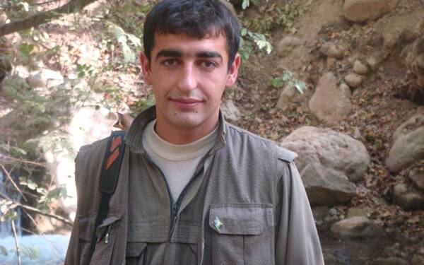 FEDAİLİK PKK’NİN YAŞAYAN ÖZÜDÜR