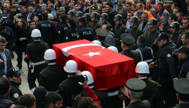 TOPLUMUN ÖLÜLERİNE YAKLAŞIMI
