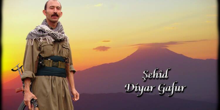 YAŞAM GÜÇLÜ VE YETENEKLİ SAVAŞÇILARIN RUHUYLA GÜZELLEŞİR